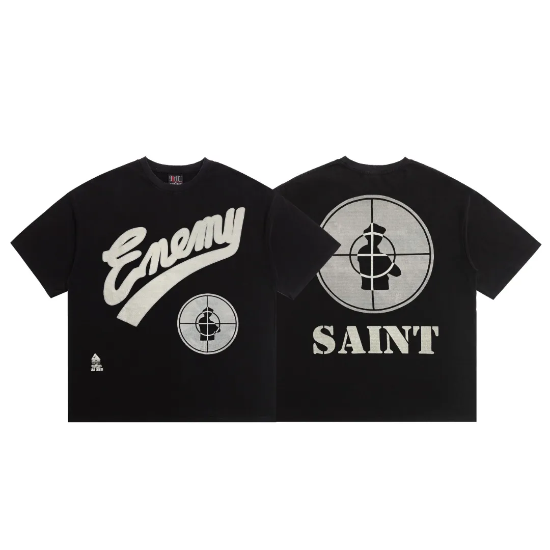 Mechao Saint Michael retro direct-injection printing, washed and aged Vintage loose short-sleeves. Technology: digital white ink direct-injection, the fabric is breathable, and the pattern is three-dimensional and clear. Fabric: 240 grams of double yarn. Style number: S812. Size: S-M-L-XL. Color: washed black. Price: P118.